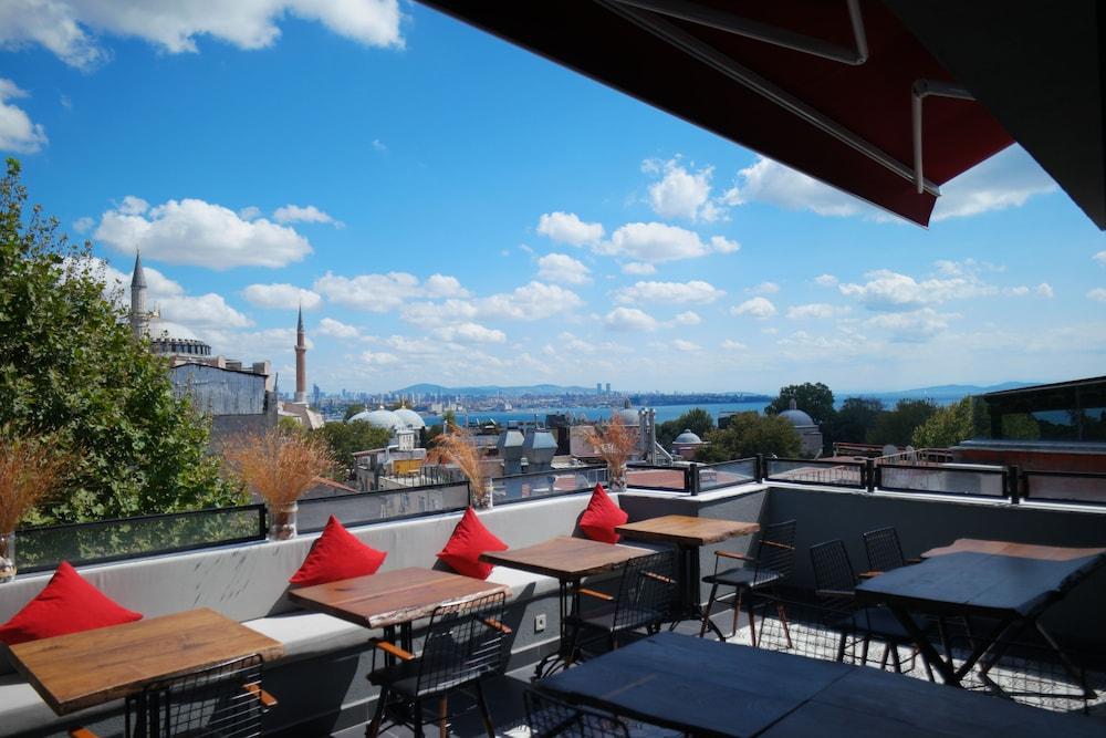 Nomade Hotel