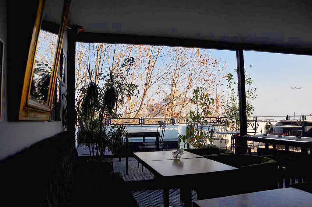 Nomade Hotel
